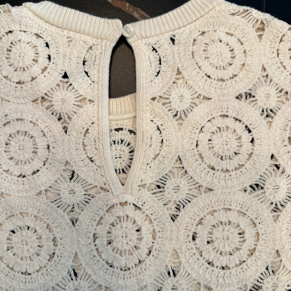 Abercrombie & Fitch White Crochet Women's Top - Picture 6 of 8
